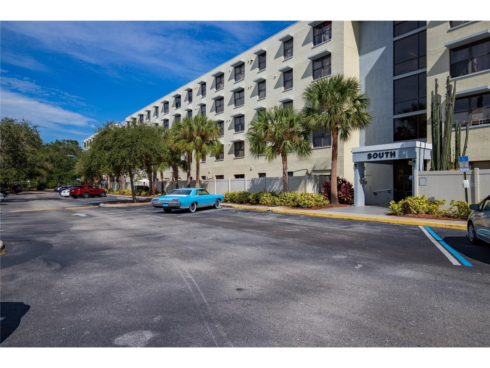701 S Madison Avenue #401 Clearwater FL 33756 TB8468329 image1