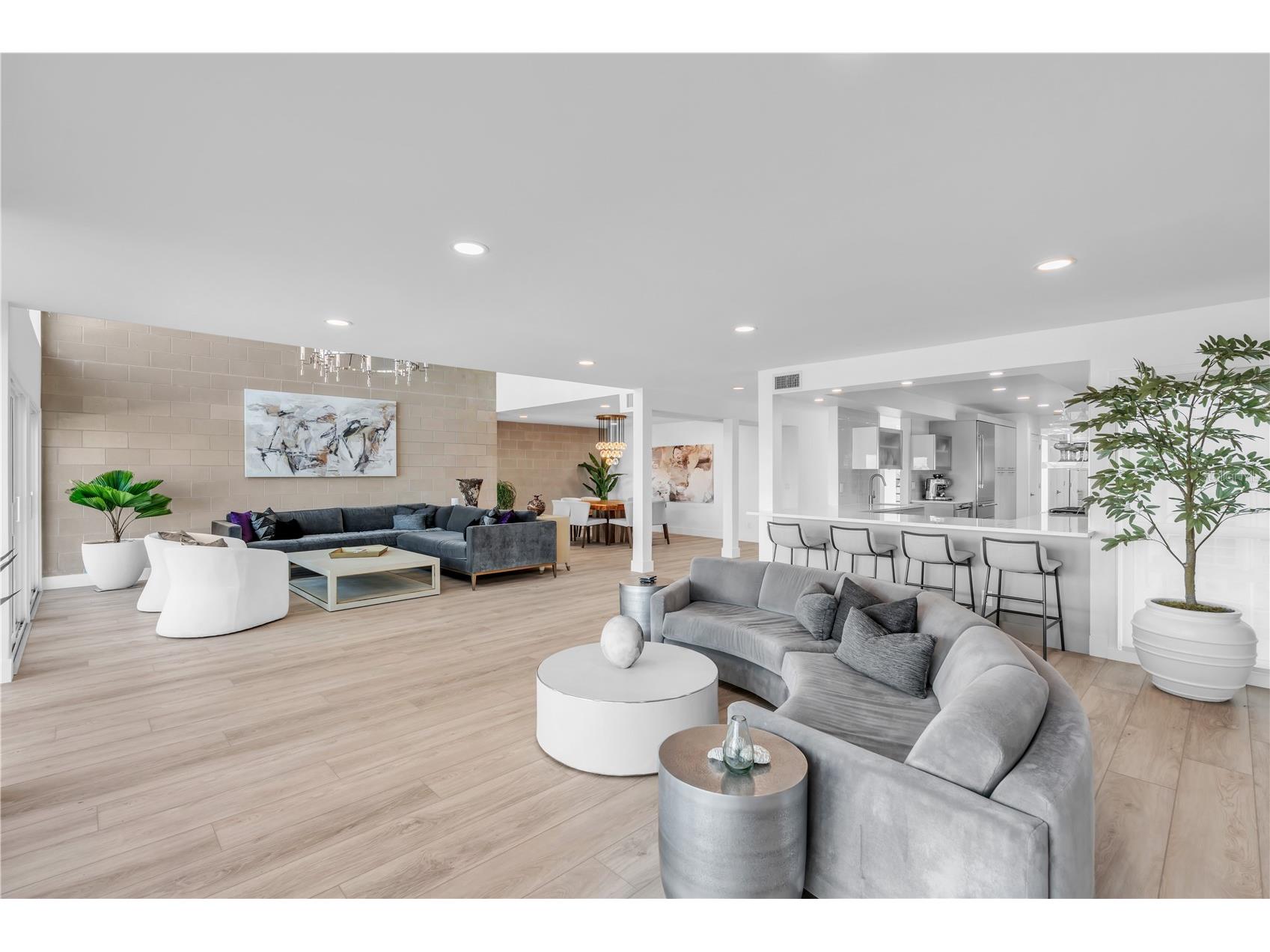 701 Tyler Drive Sarasota FL 34236 A4676329 image11