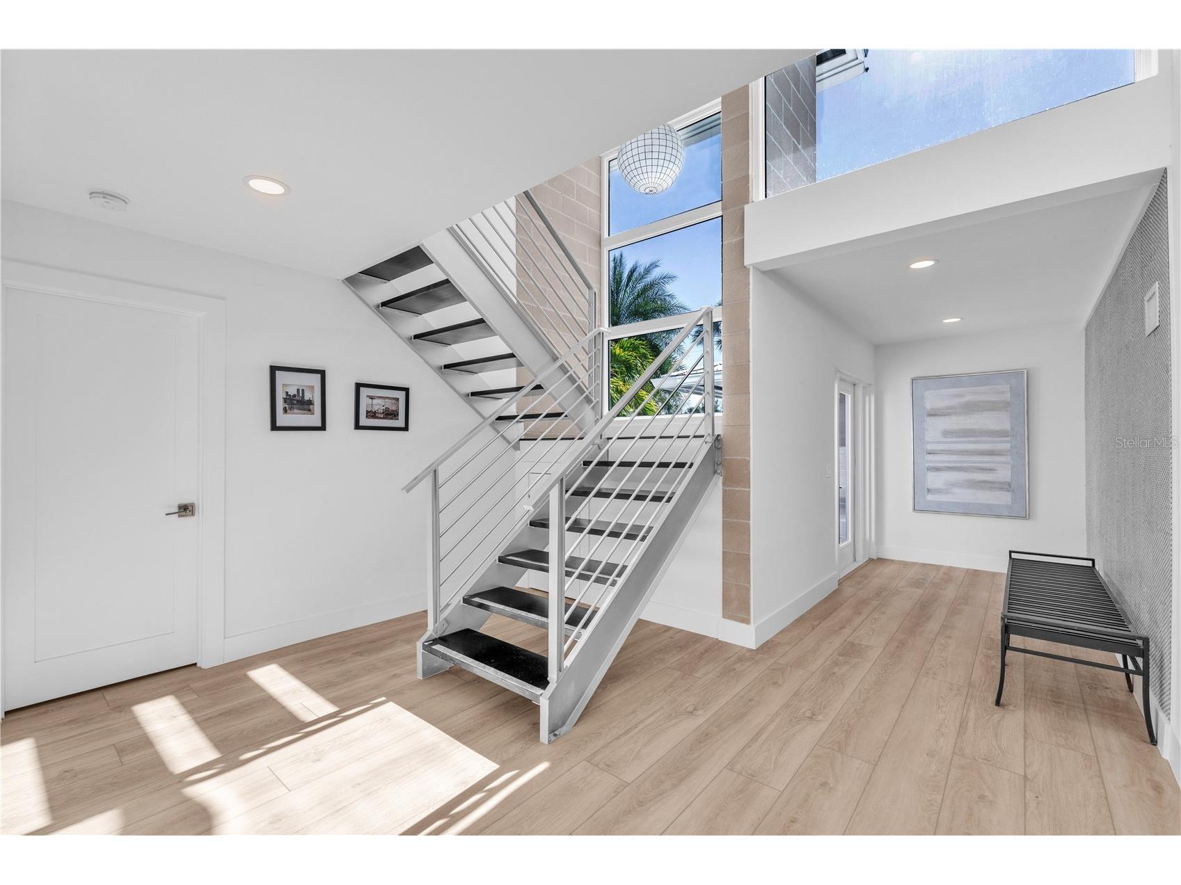 701 Tyler Drive Sarasota FL 34236 A4676329 image20