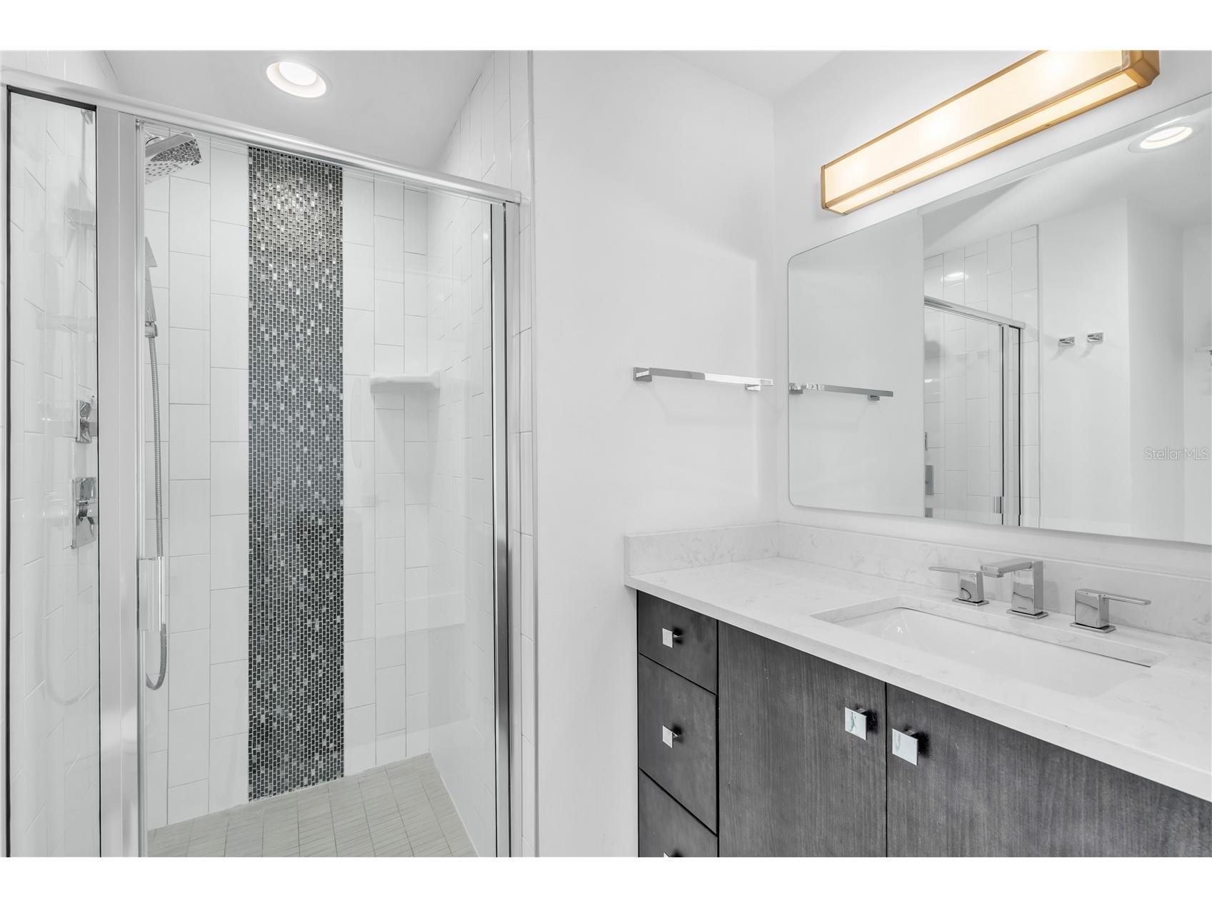 701 Tyler Drive Sarasota FL 34236 A4676329 image22
