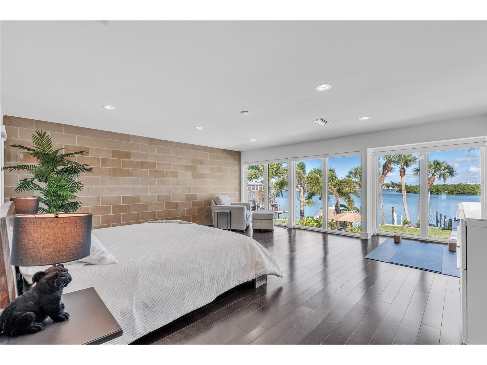 701 Tyler Drive Sarasota FL 34236 A4676329 image25