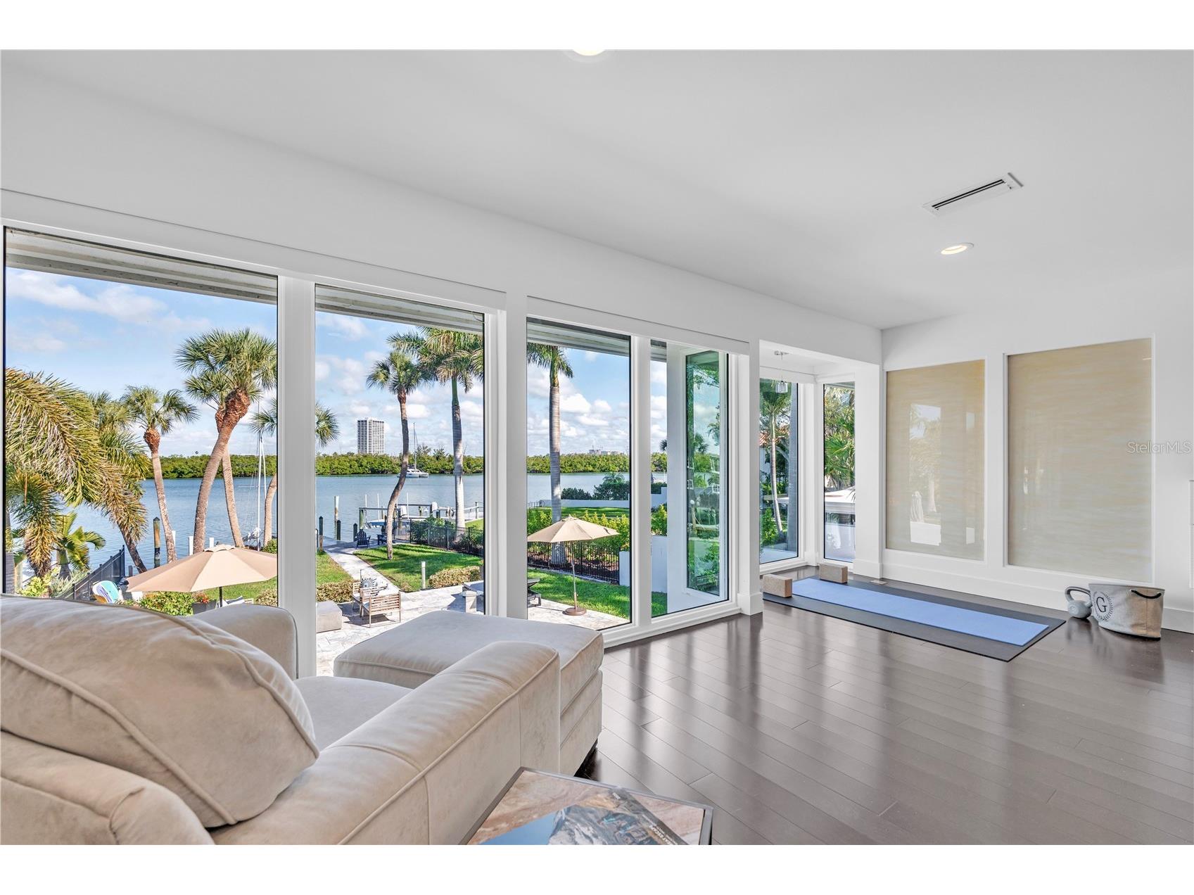701 Tyler Drive Sarasota FL 34236 A4676329 image27