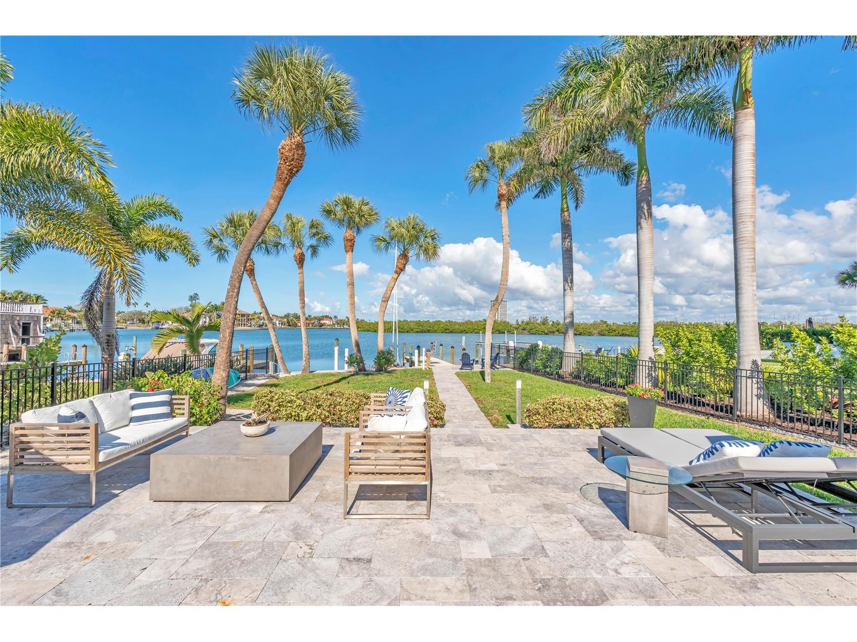 701 Tyler Drive Sarasota FL 34236 A4676329 image31