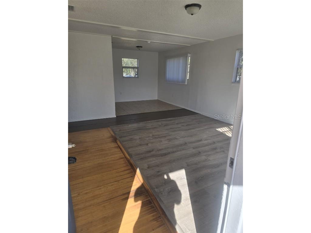 701 W Beresford Road Deland FL 32720 V4946355 image5