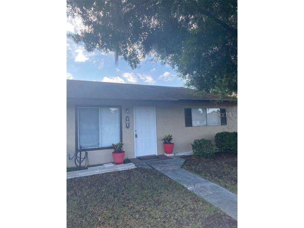 701 W Rosewood Lane #701 Tavares FL 32778 G5070817 image1