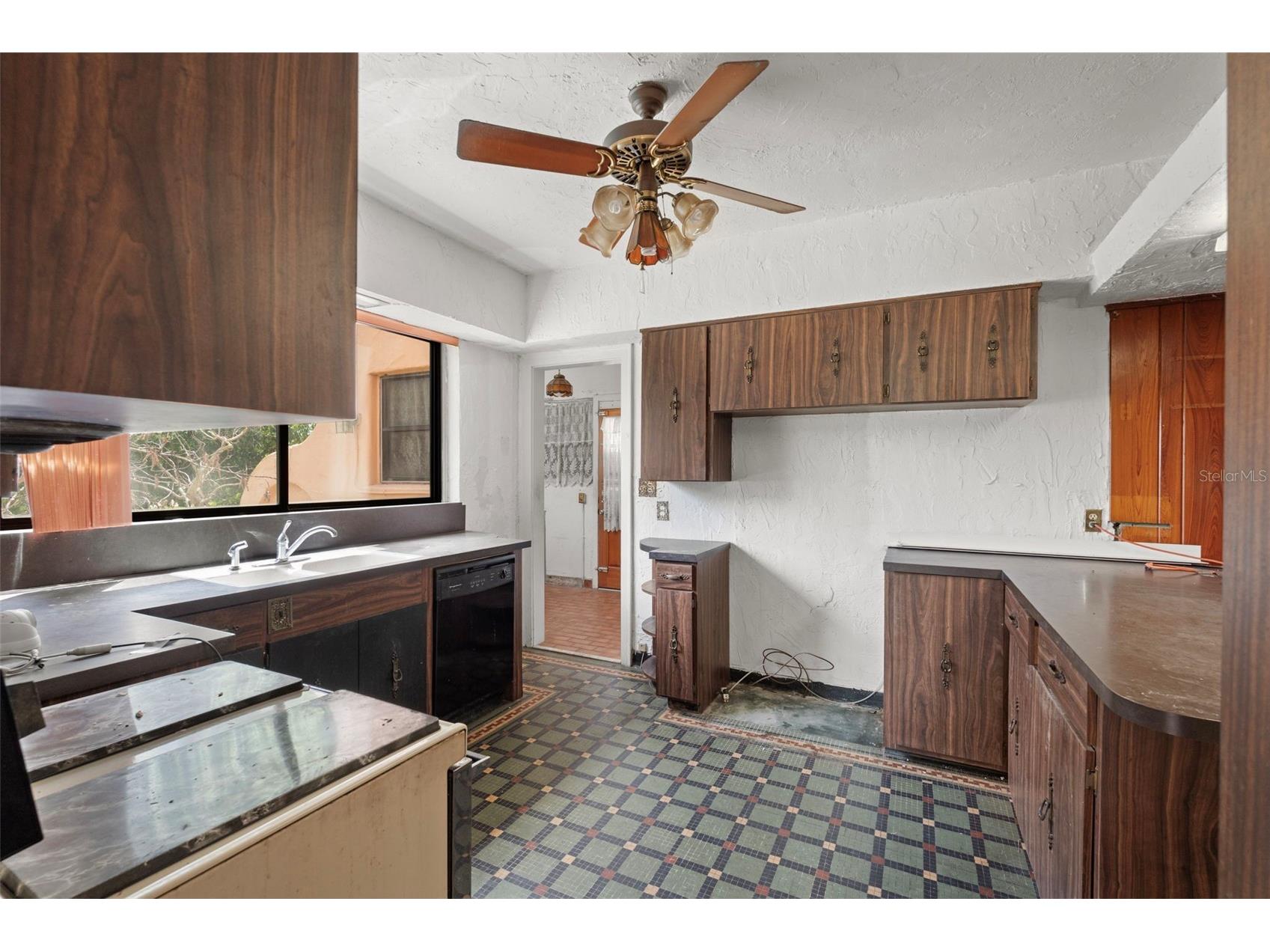 7010 Park Street S Saint Petersburg FL 33707 TB8496251 image12