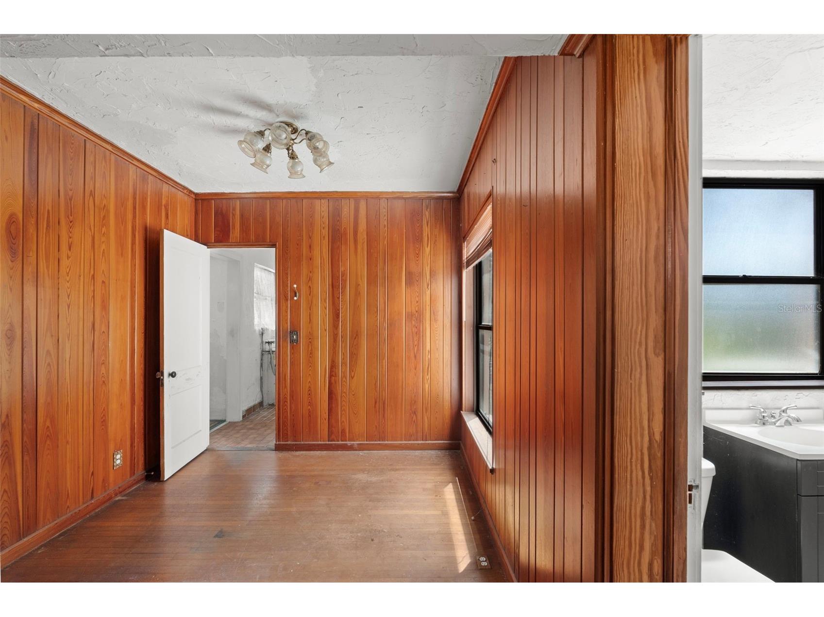 7010 Park Street S Saint Petersburg FL 33707 TB8496251 image23