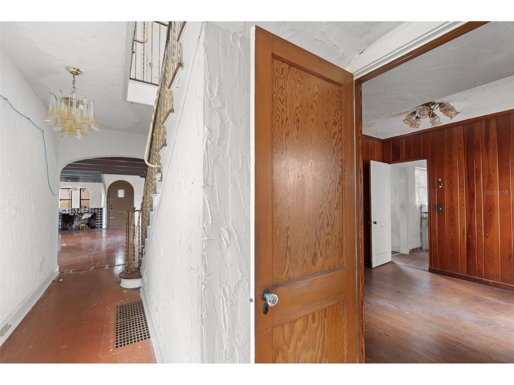7010 Park Street S Saint Petersburg FL 33707 TB8496251 image25