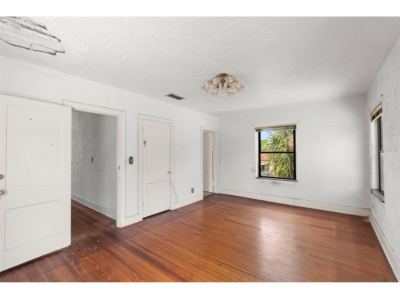 7010 Park Street S Saint Petersburg FL 33707 TB8496251 image34