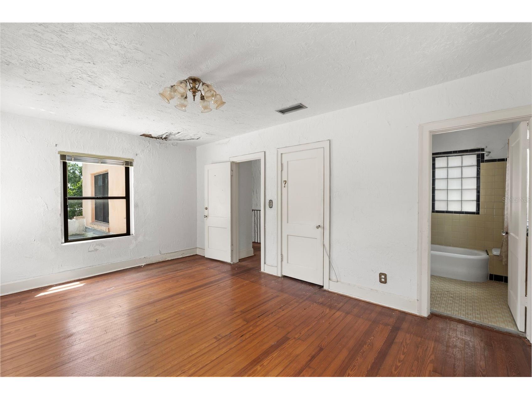 7010 Park Street S Saint Petersburg FL 33707 TB8496251 image35