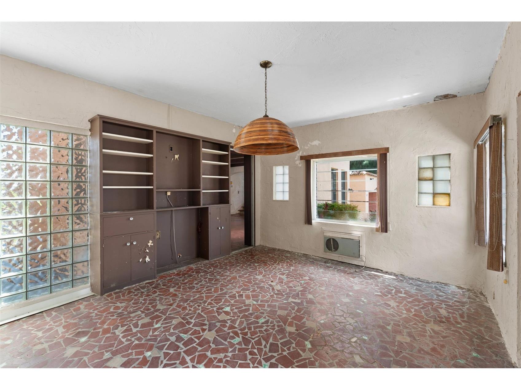 7010 Park Street S Saint Petersburg FL 33707 TB8496251 image8