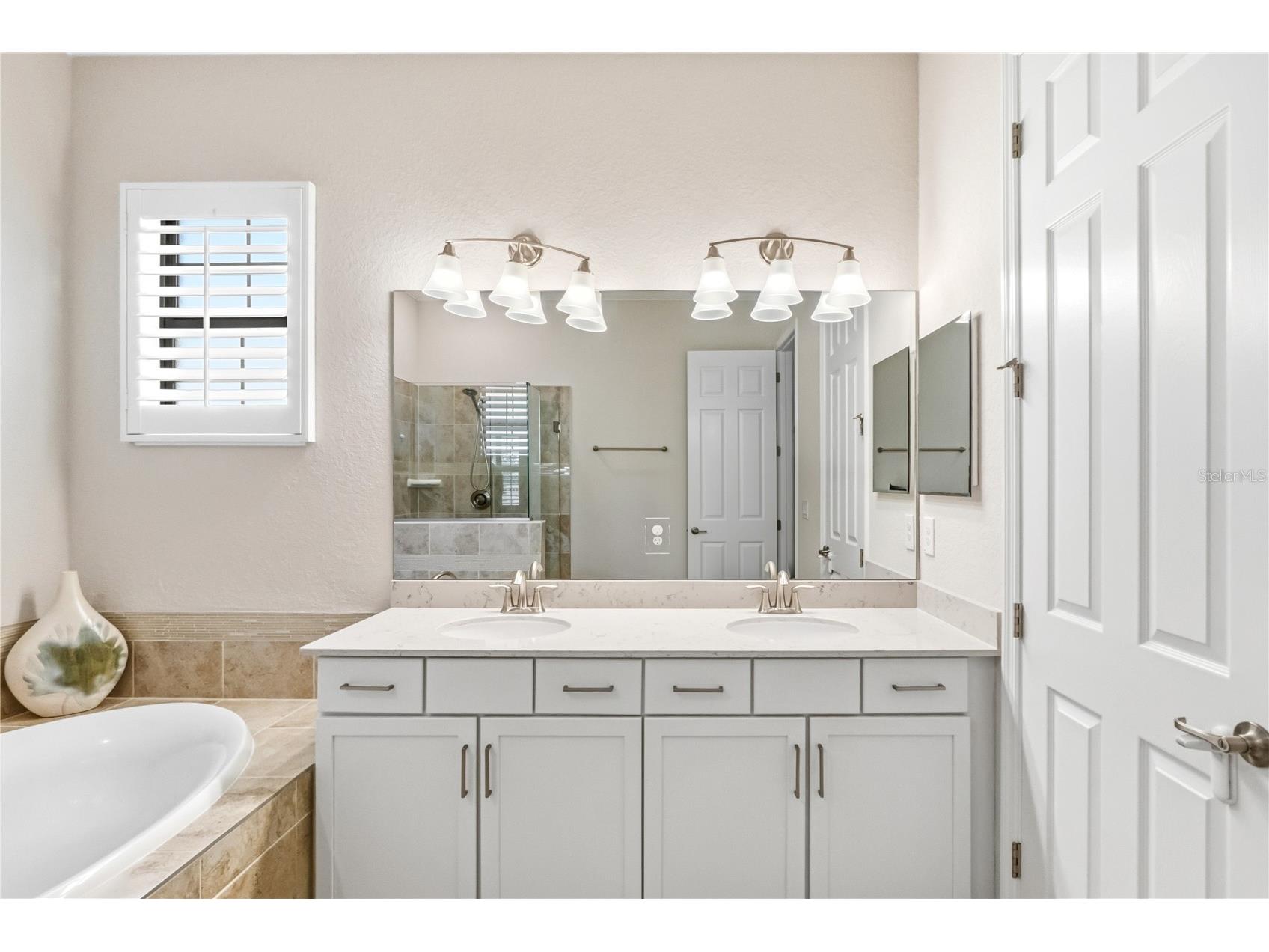 7010 Whittlebury Trail Bradenton FL 34202 TB8500005 image44