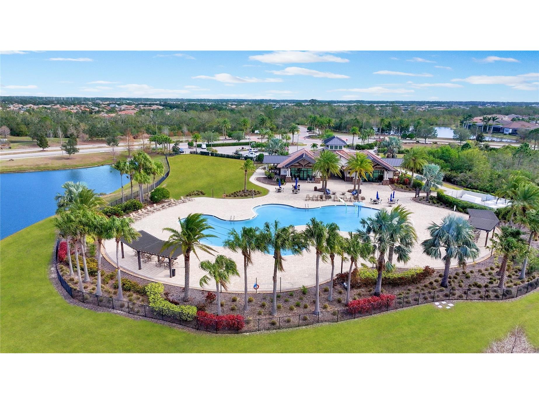 7010 Whittlebury Trail Bradenton FL 34202 TB8500005 image72