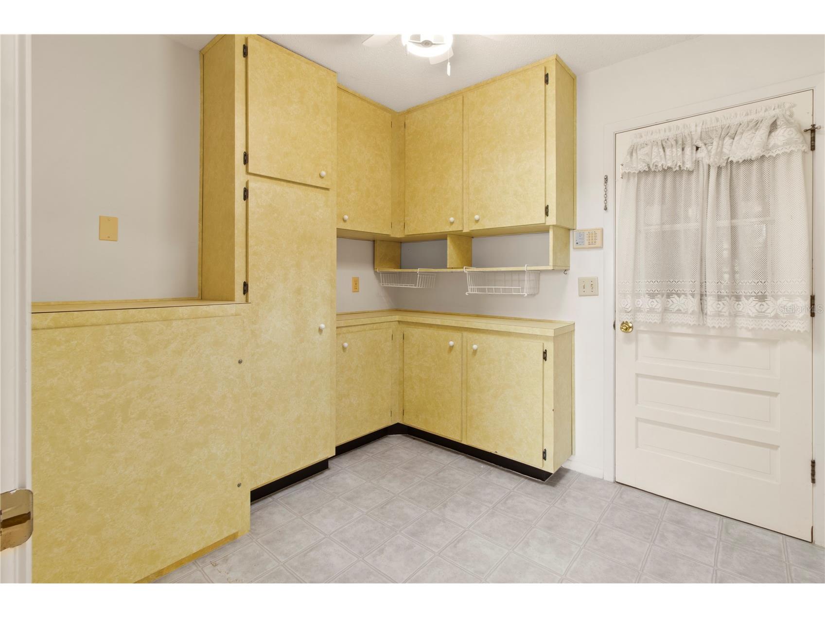 7011 10th Avenue W Bradenton FL 34209 A4699315 image57