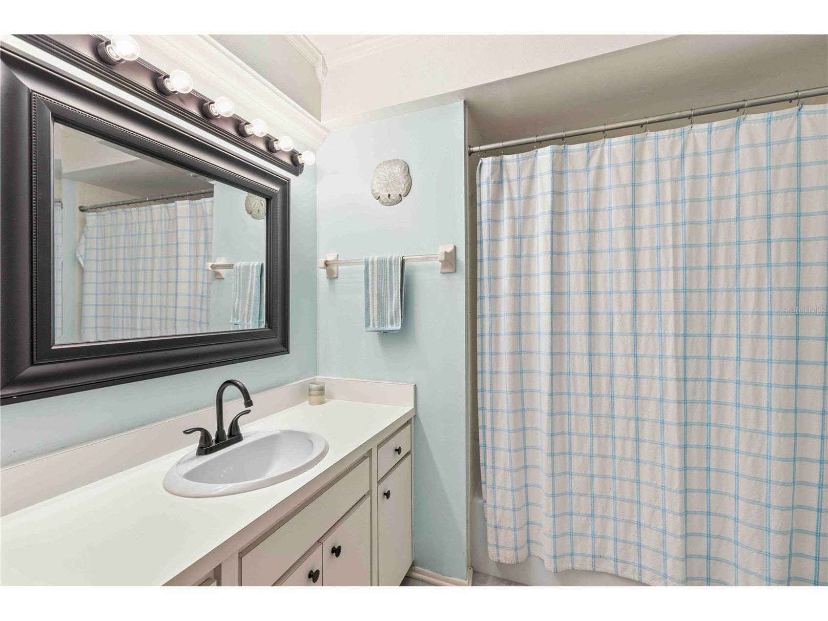 7011 9th Avenue W Bradenton FL 34209 A4683303 image25