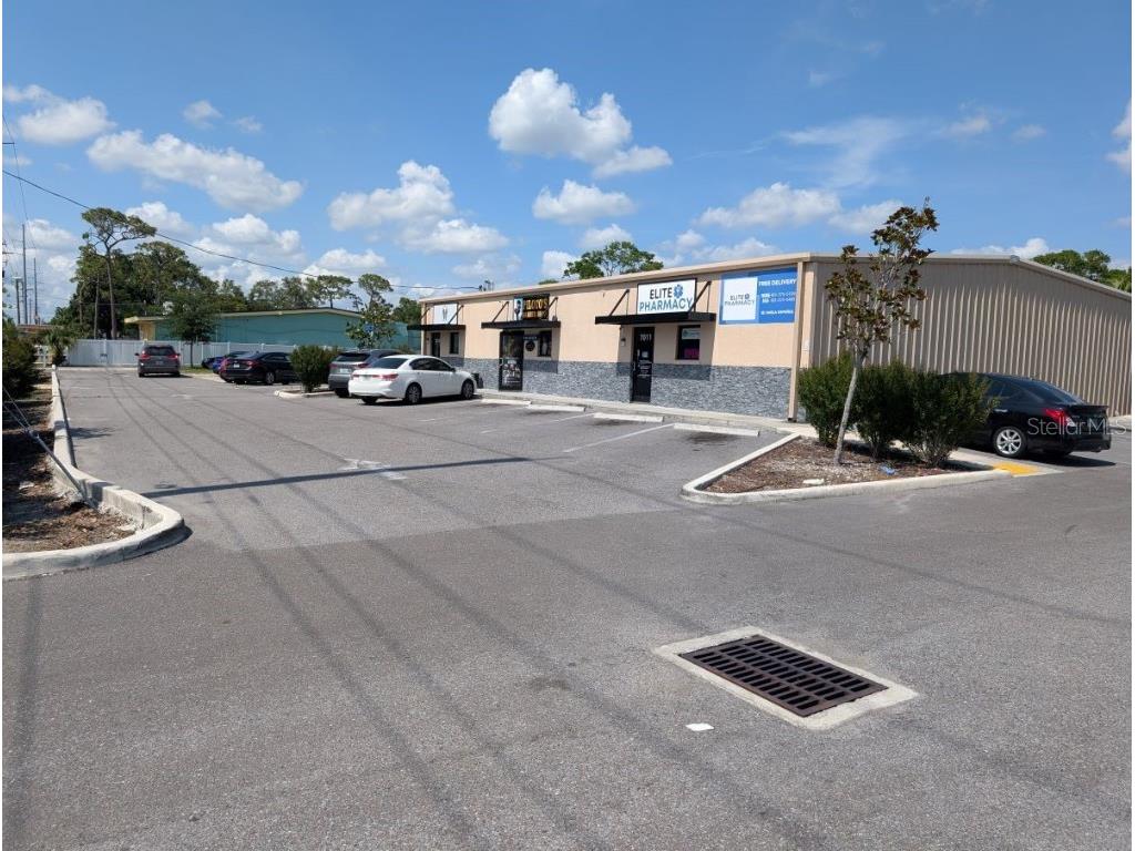 7011 N Manhattan Avenue Tampa FL 33614 TB8388686 image1