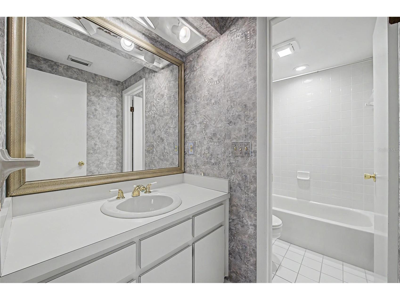 7011 Pelican Island Drive Tampa FL 33634 TB8519143 image65