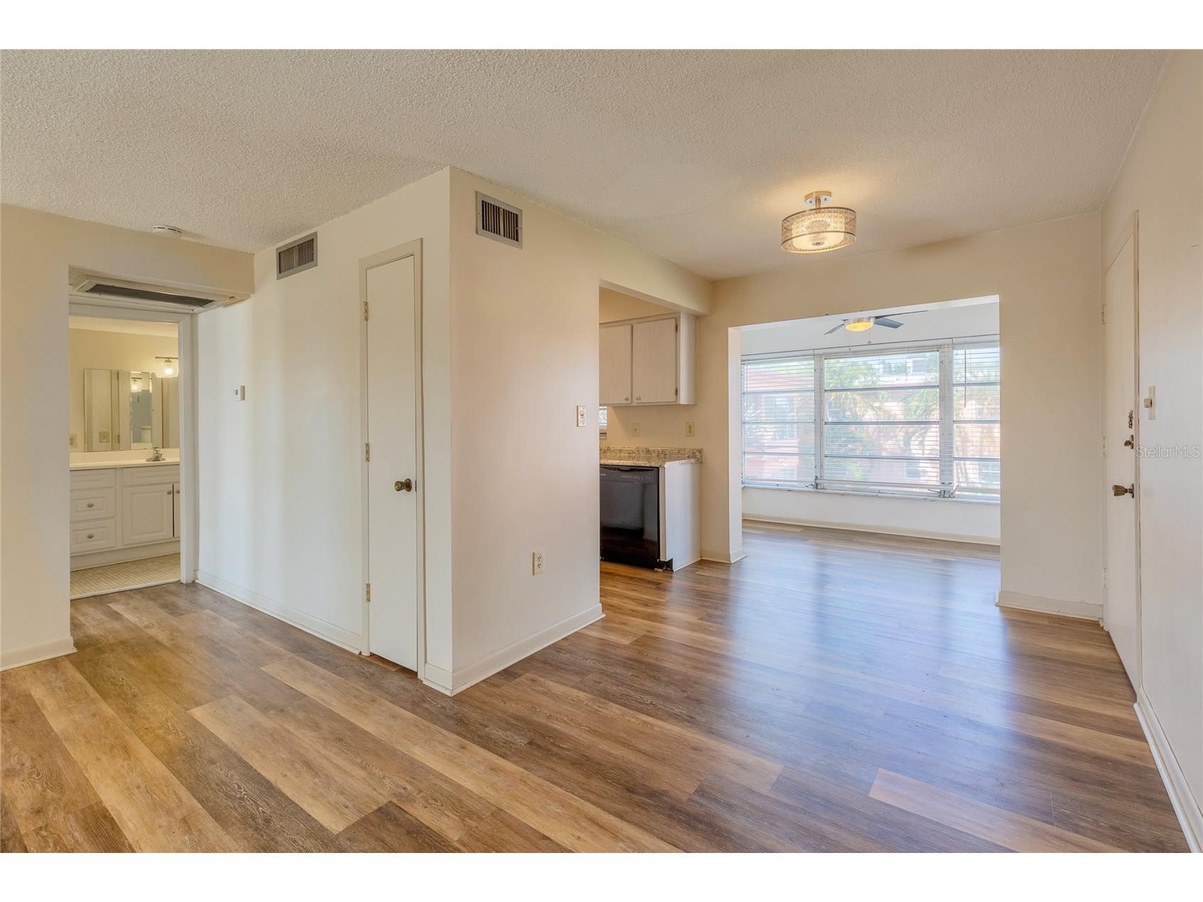 7011 Place De La Paix #2A South Pasadena FL 33707 TB8501278 image6