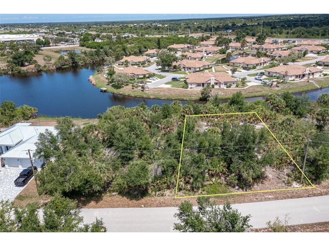 7011 Treadway Road Port Charlotte FL 33981 - SIOUX WATERWAY C7493101 image1
