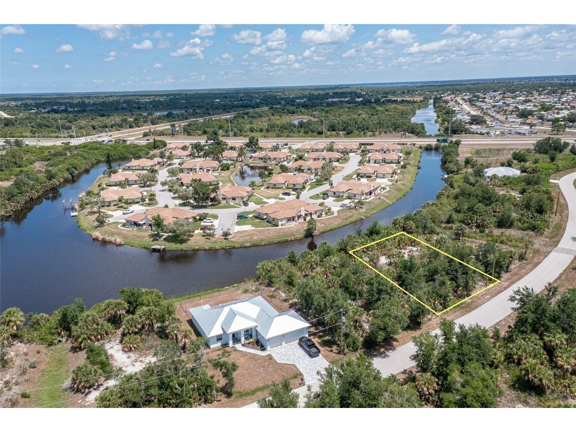 7011 Treadway Road Port Charlotte FL 33981 - SIOUX WATERWAY C7493101 image3