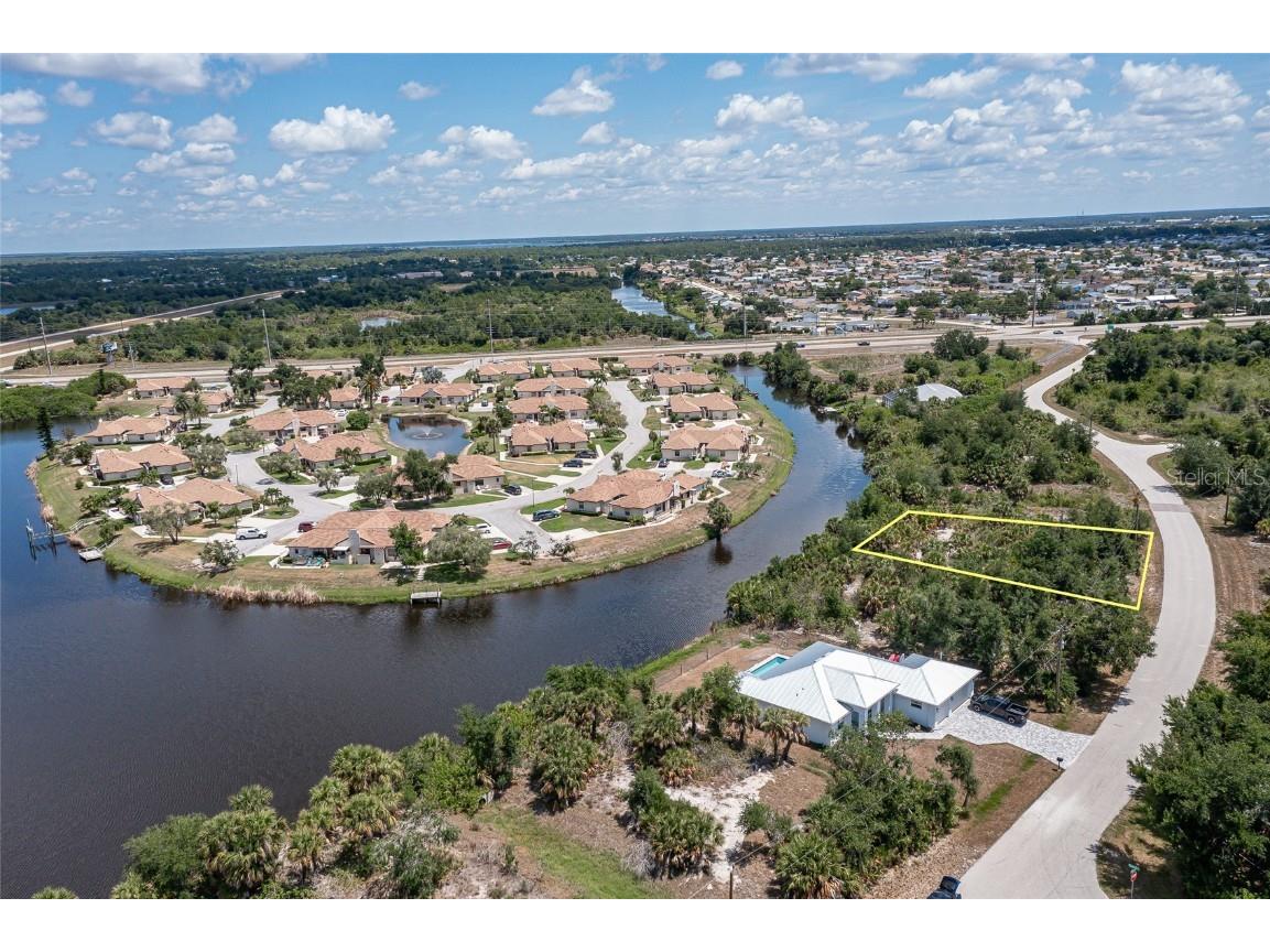 7011 Treadway Road Port Charlotte FL 33981 - SIOUX WATERWAY C7493101 image4