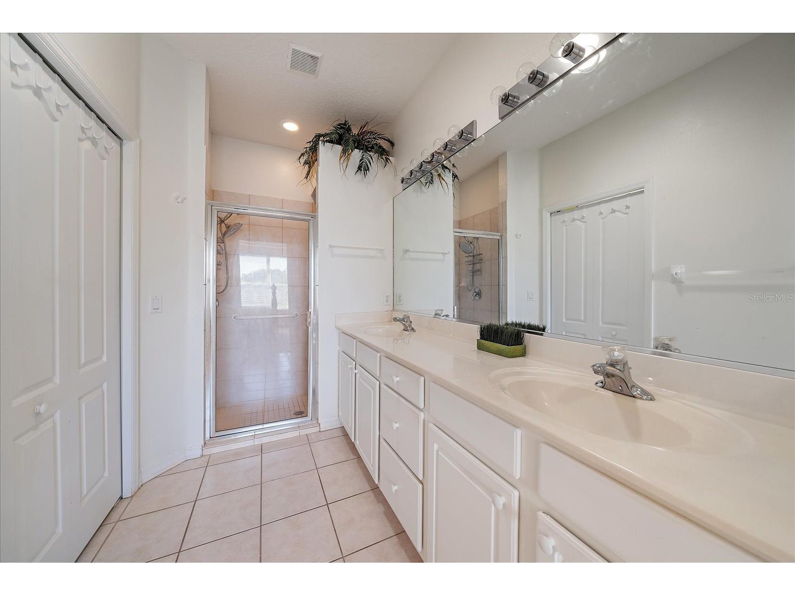 7011 Woodmore Terrace Lakewood Ranch FL 34202 A4676575 image19