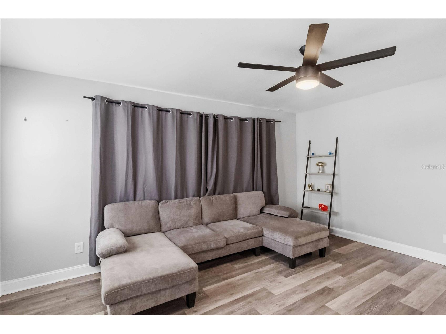 7012 40th Avenue N Saint Petersburg FL 33709 A4695516 image9