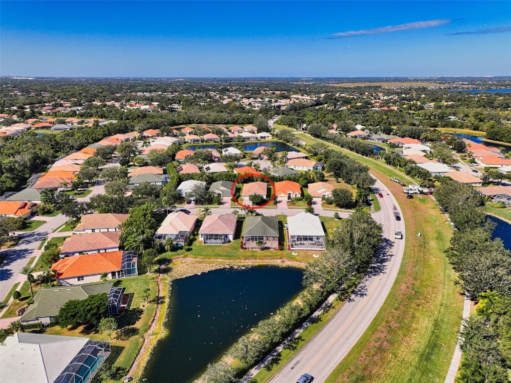 7012 Goldrush Lane Bradenton FL 34201 A4588322 image1