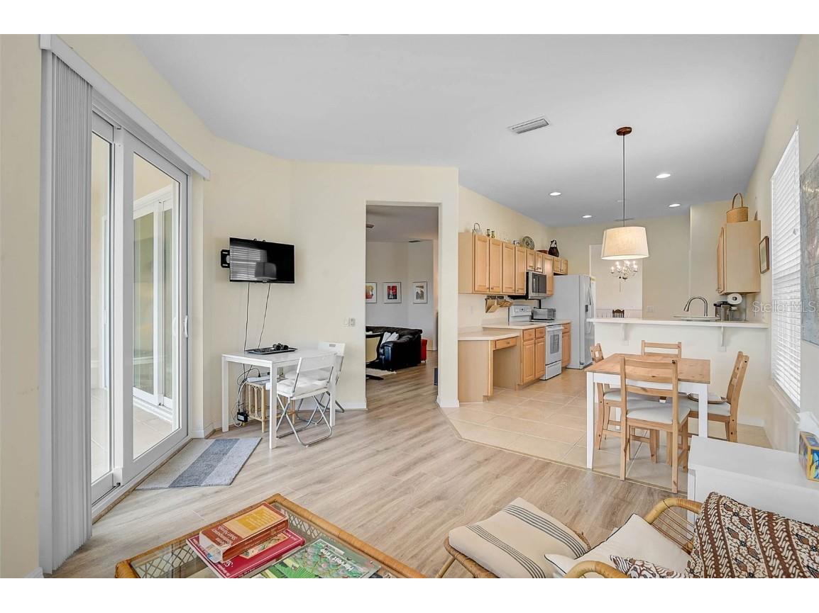 7012 Prosperity Circle #706 Sarasota FL 34238 A4671338 image11