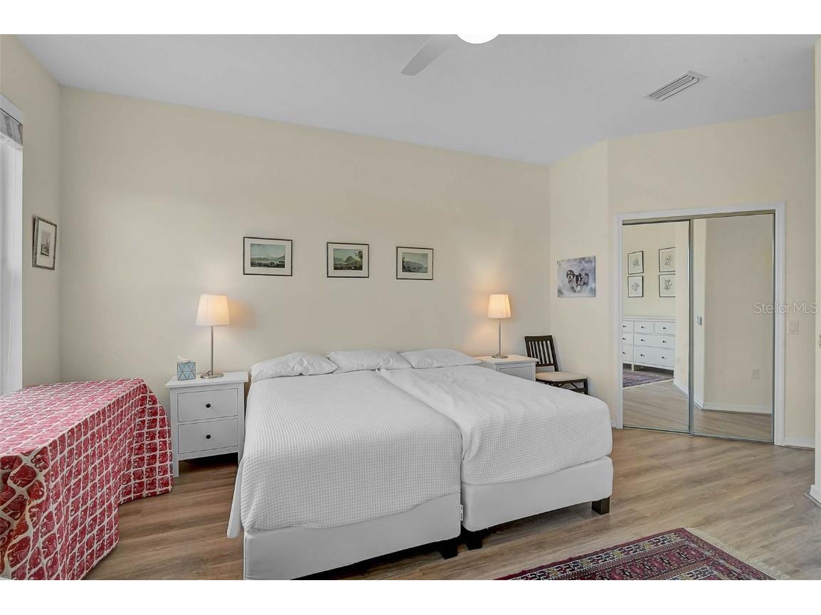 7012 Prosperity Circle #706 Sarasota FL 34238 A4671338 image16