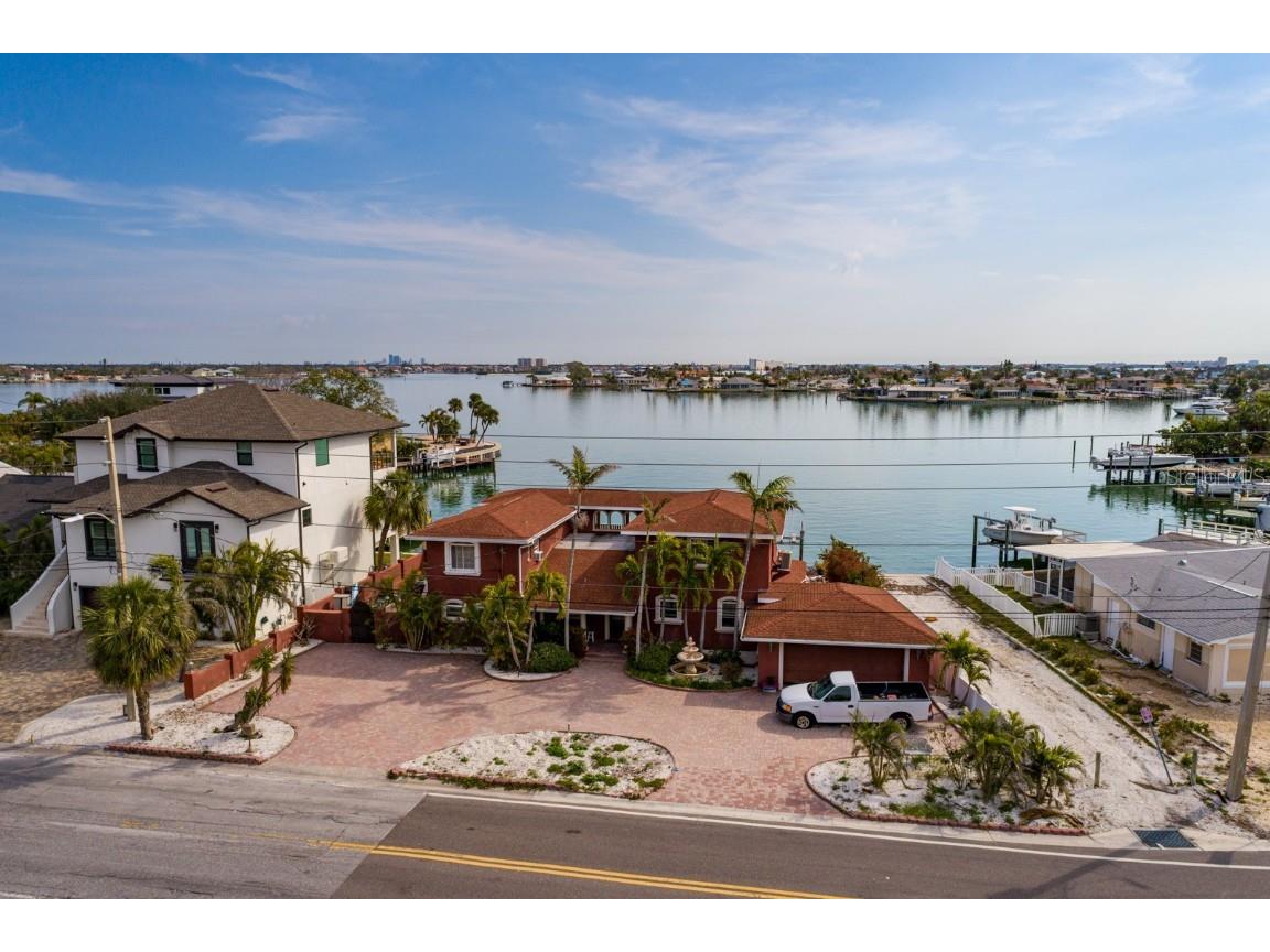 7013 Boca Ciega Drive Saint Pete Beach FL 33706 - BOCA CIEGA BAY TB8348178 image1