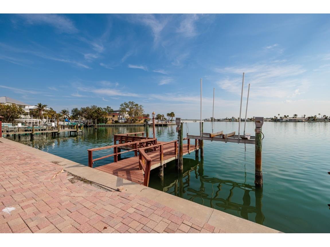 7013 Boca Ciega Drive Saint Pete Beach FL 33706 - BOCA CIEGA BAY TB8348178 image15