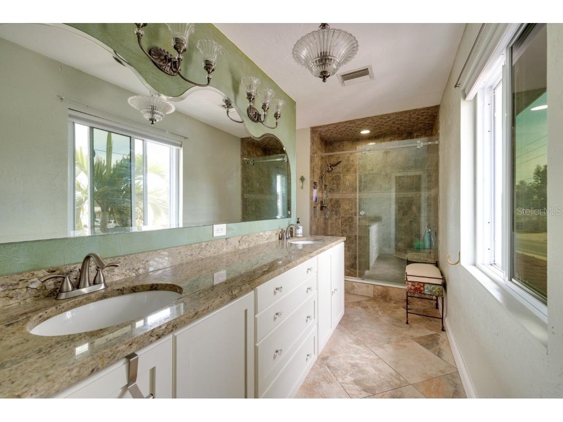 7013 Boca Ciega Drive Saint Pete Beach FL 33706 - BOCA CIEGA BAY TB8348178 image46