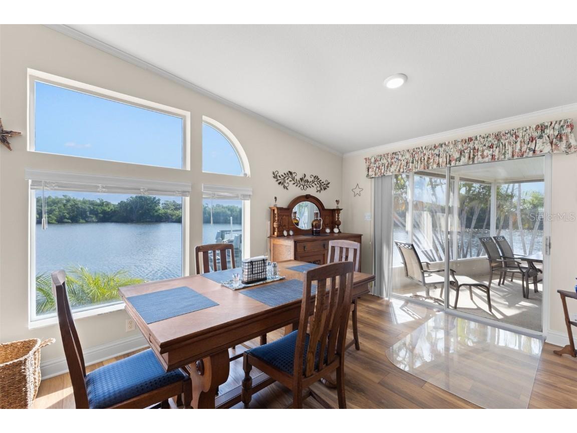 7013 Mount Piney Road NE #724 Saint Petersburg FL 33702 - TAMPA BAY TB8452130 image1