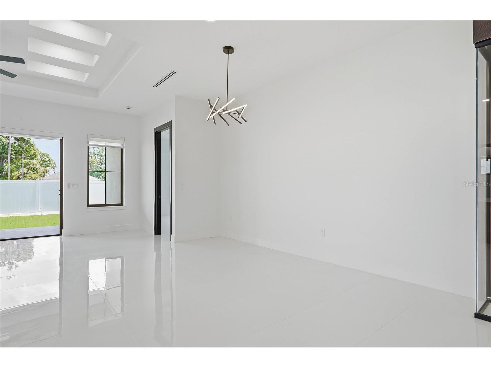 7013 N Clearview Avenue Tampa FL 33614 TB8507236 image11
