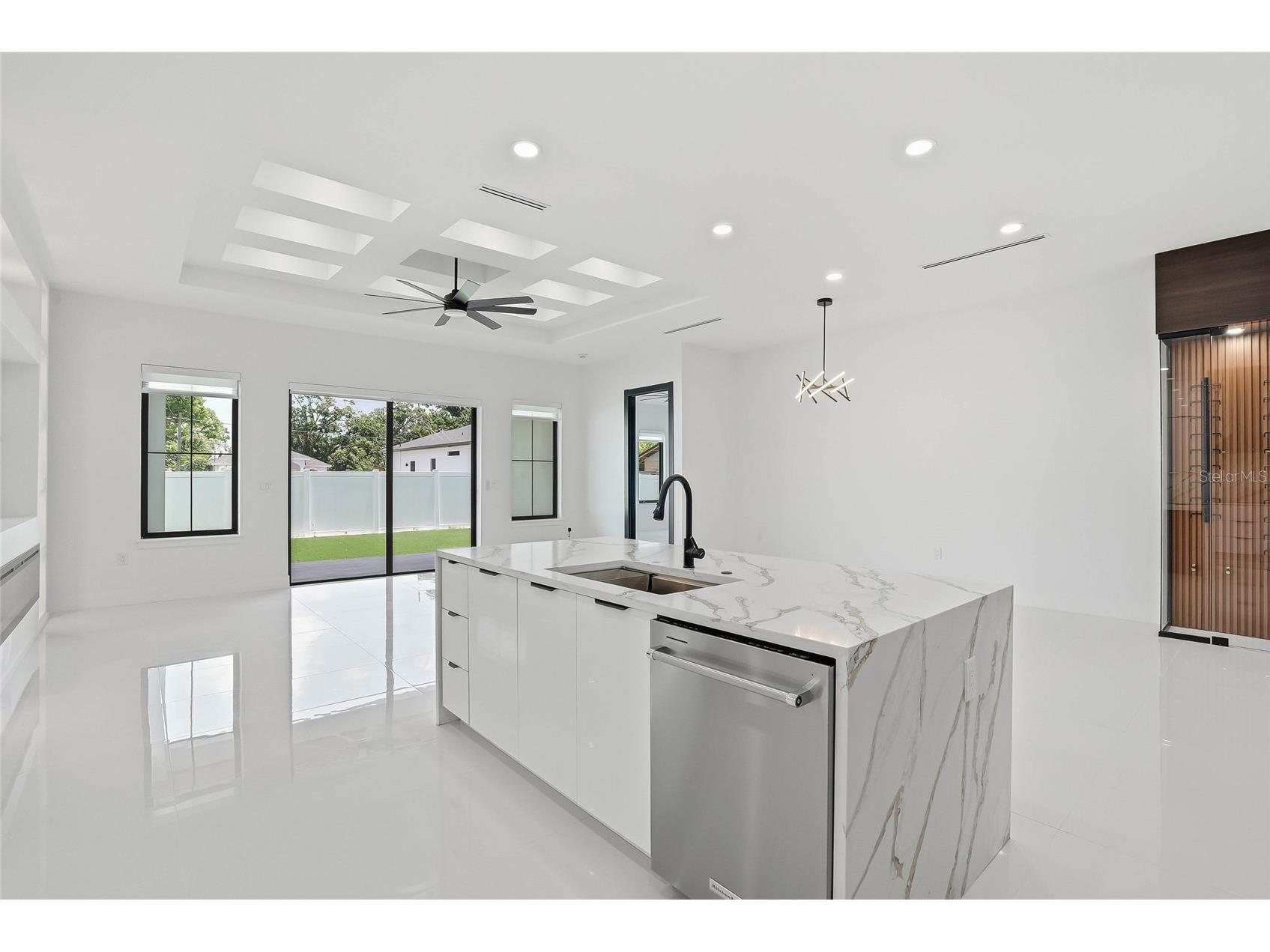 7013 N Clearview Avenue Tampa FL 33614 TB8507236 image17
