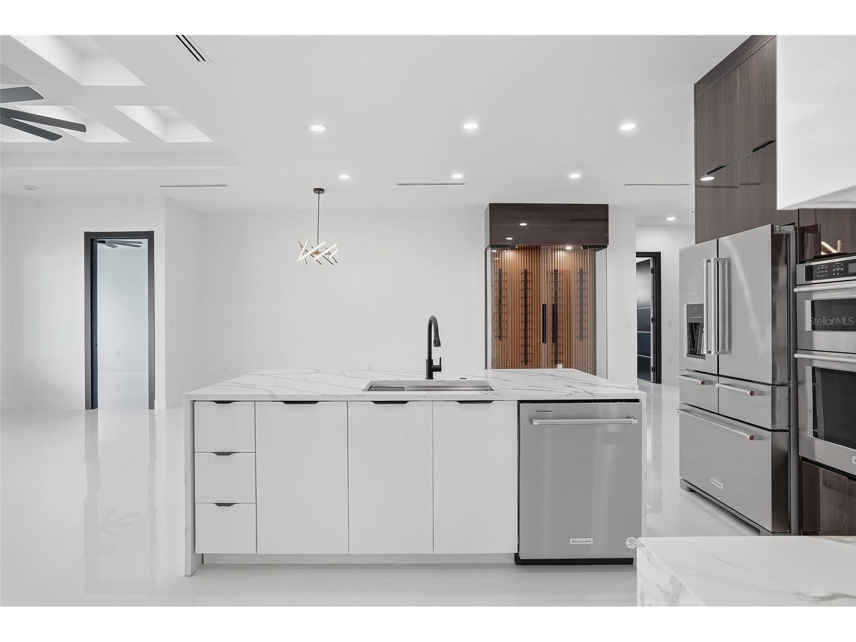 7013 N Clearview Avenue Tampa FL 33614 TB8507236 image18