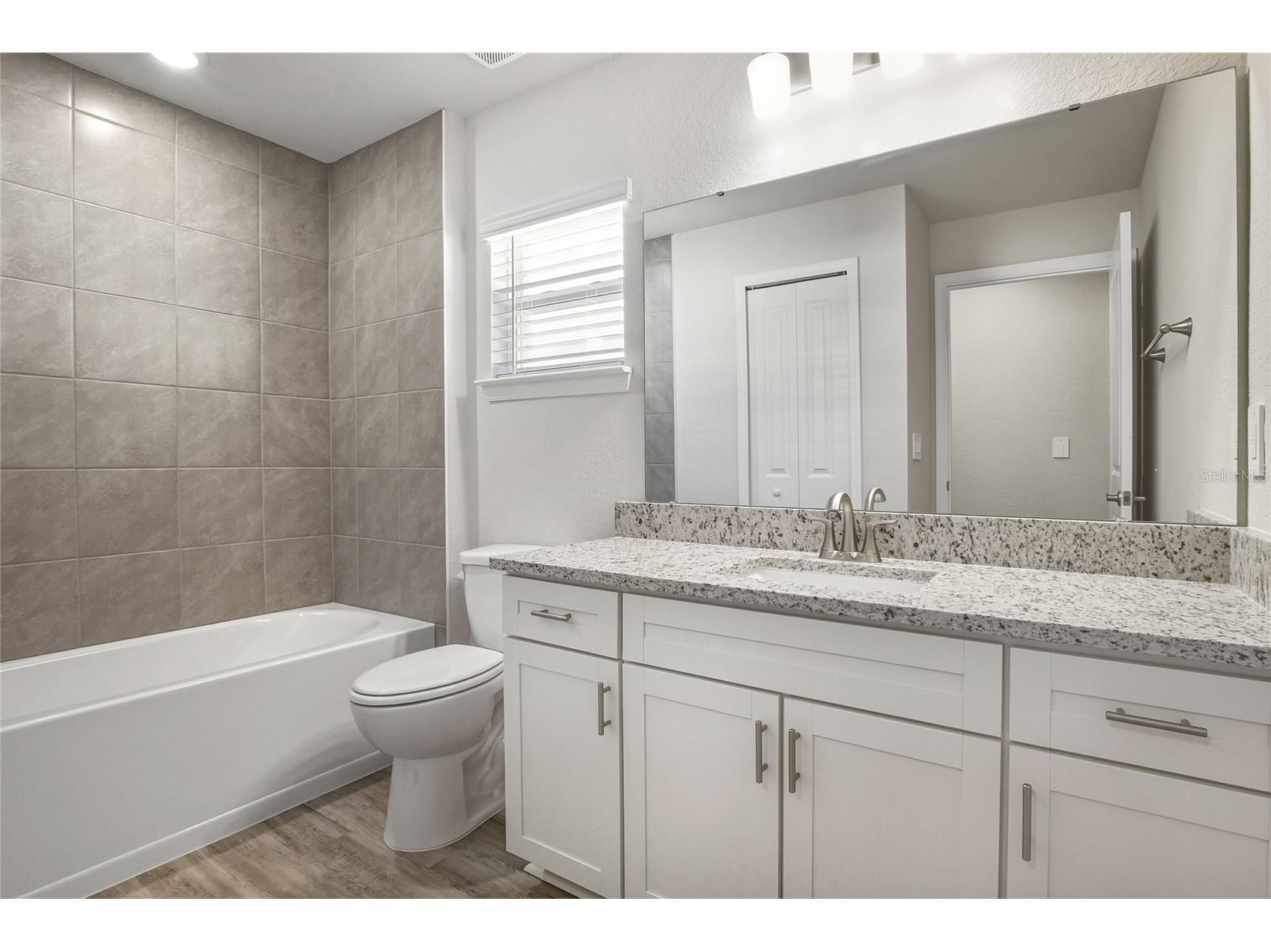 7013 Remington Oaks Loop Lakeland FL 33810 TB8439950 image24