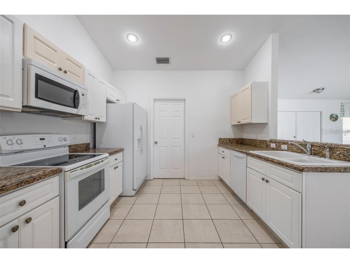 7014 Baylor Street Englewood FL 34224 C7516083 image11