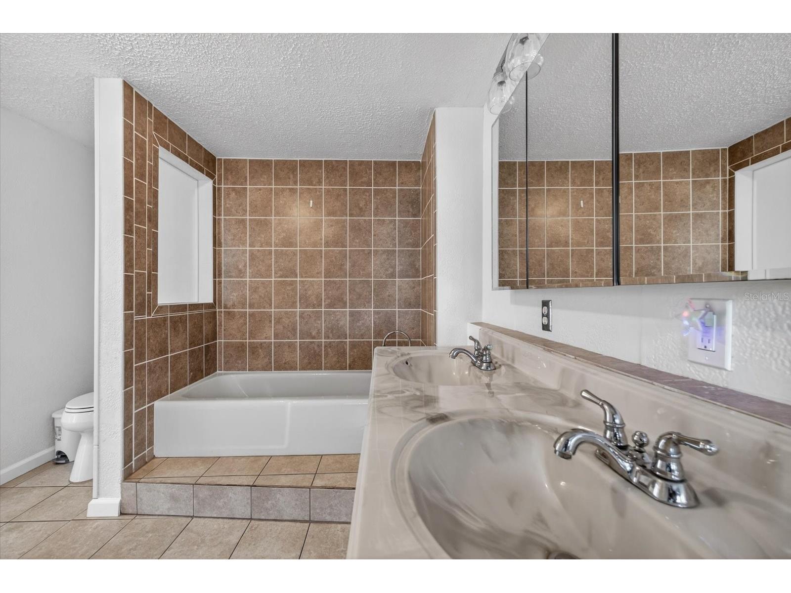 7014 Brentwood Drive Port Richey FL 34668 TB8495174 image20