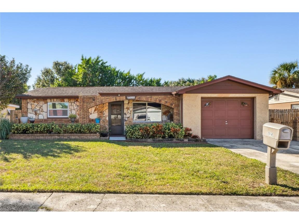 7014 Brentwood Drive Port Richey FL 34668 W7881158 image1