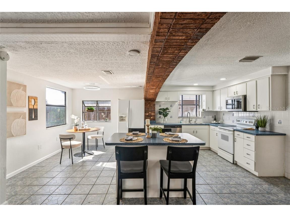 7014 Brentwood Drive Port Richey FL 34668 W7881158 image17