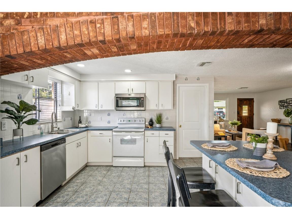 7014 Brentwood Drive Port Richey FL 34668 W7881158 image18