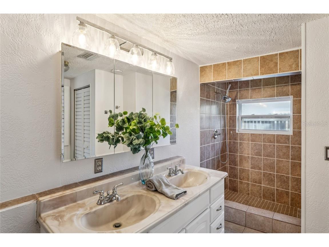 7014 Brentwood Drive Port Richey FL 34668 W7881158 image31