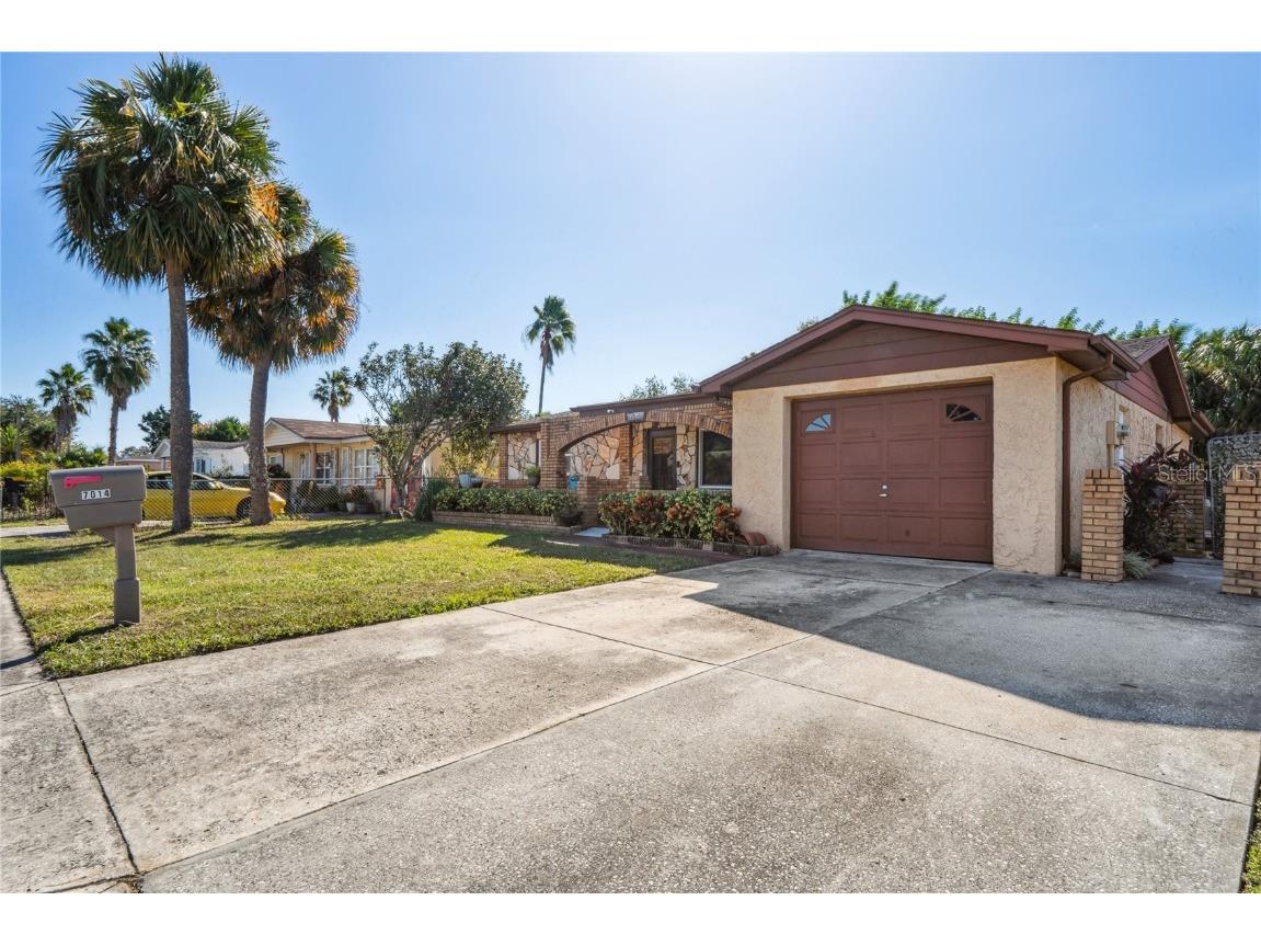 7014 Brentwood Drive Port Richey FL 34668 W7881158 image45