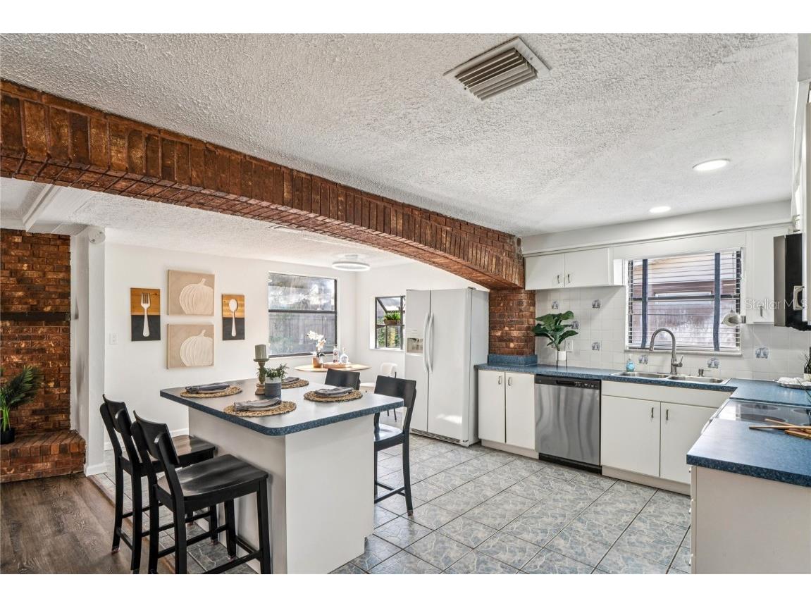 7014 Brentwood Drive Port Richey FL 34668 W7881158 image8