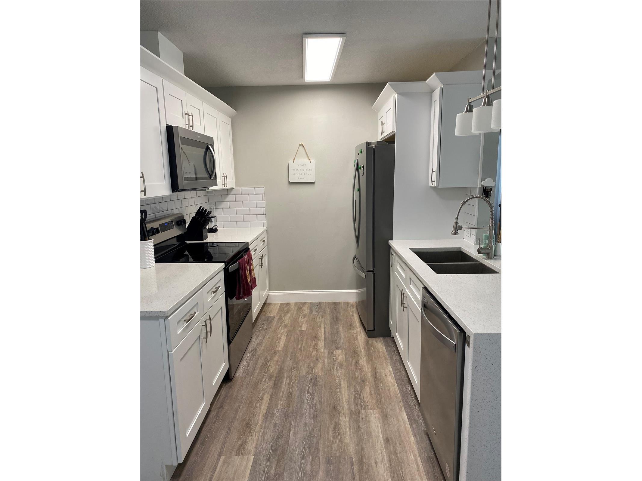 7014 Glenview Drive Tampa FL 33619 TB8501965 image3