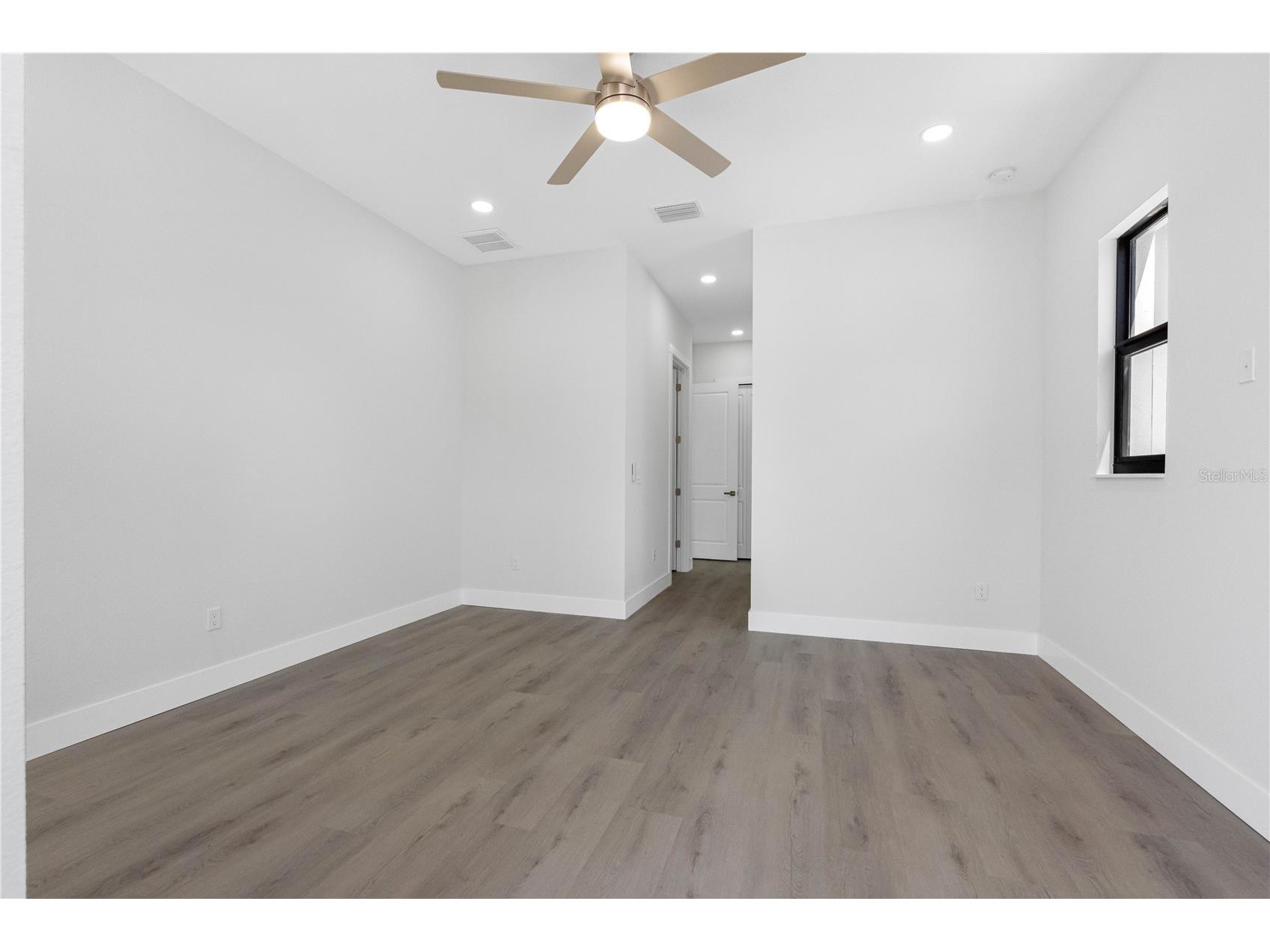 7015 N Central Avenue #UNIT C Tampa FL 33604 TB8512943 image18