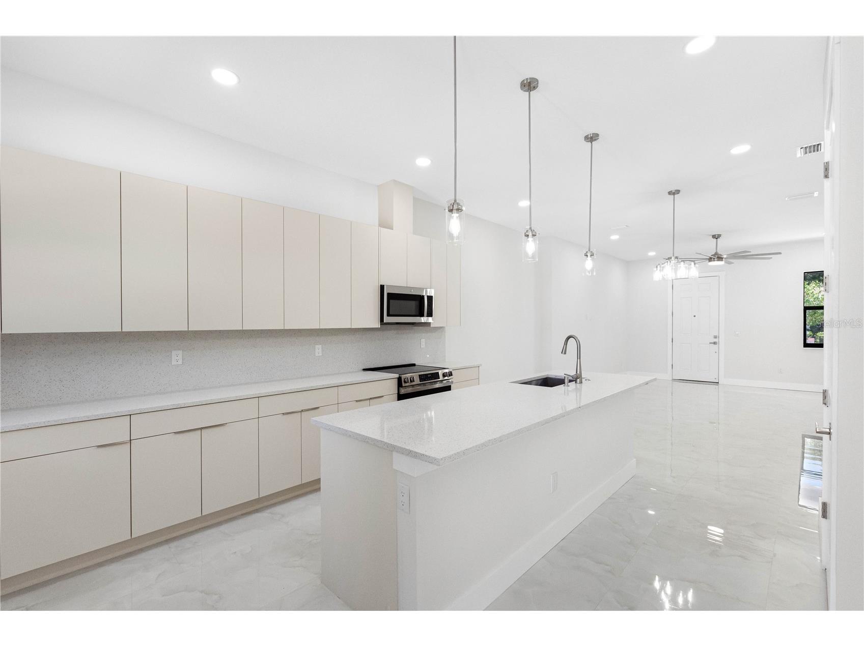 7015 N Central Avenue #UNIT C Tampa FL 33604 TB8512943 image8