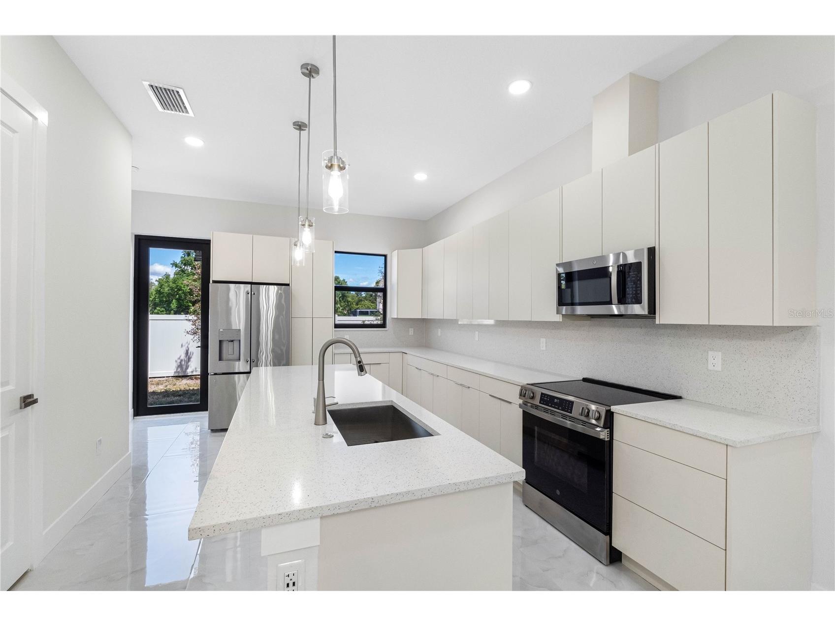 7015 N Central Avenue #UNIT C Tampa FL 33604 TB8512943 image9